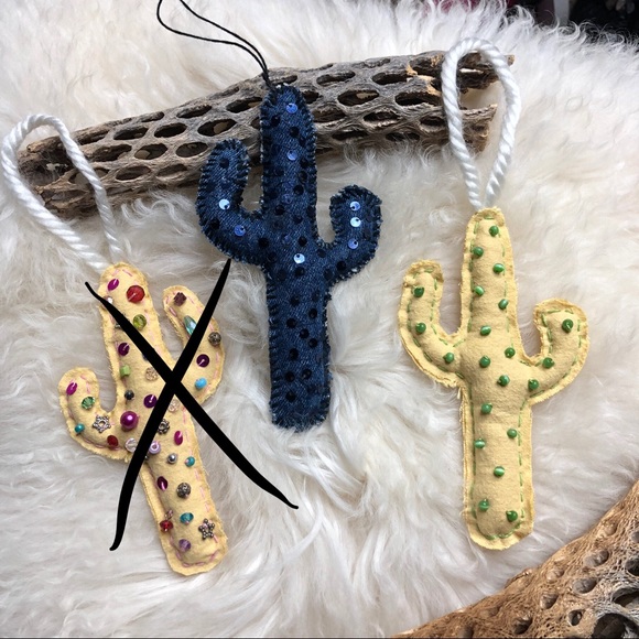 Handmade all recycled material Cactus Christmas ornaments. Listing for 1. - Picture 4 of 5